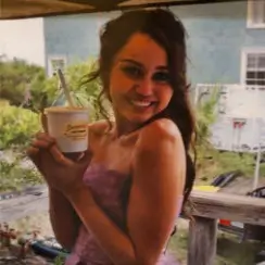 Miley-Cyrus with Ice Cream in hand